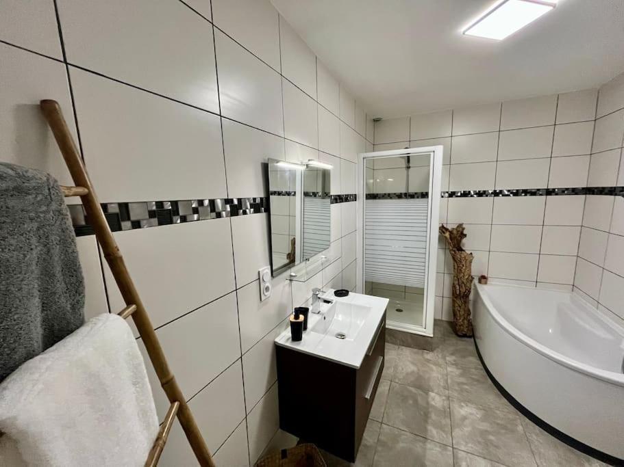 La Catalane T4 Destination Saintcyp Apartment Exterior photo